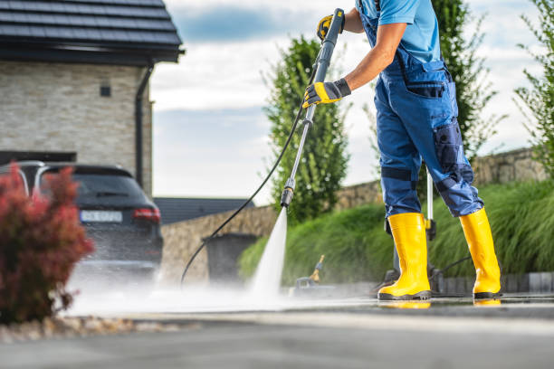 Why Choose Our Certified Pressure Washing Experts for Your Project Needs in Maitland, FL?